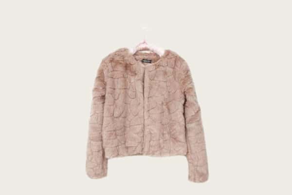 双阳区回收品牌衣服